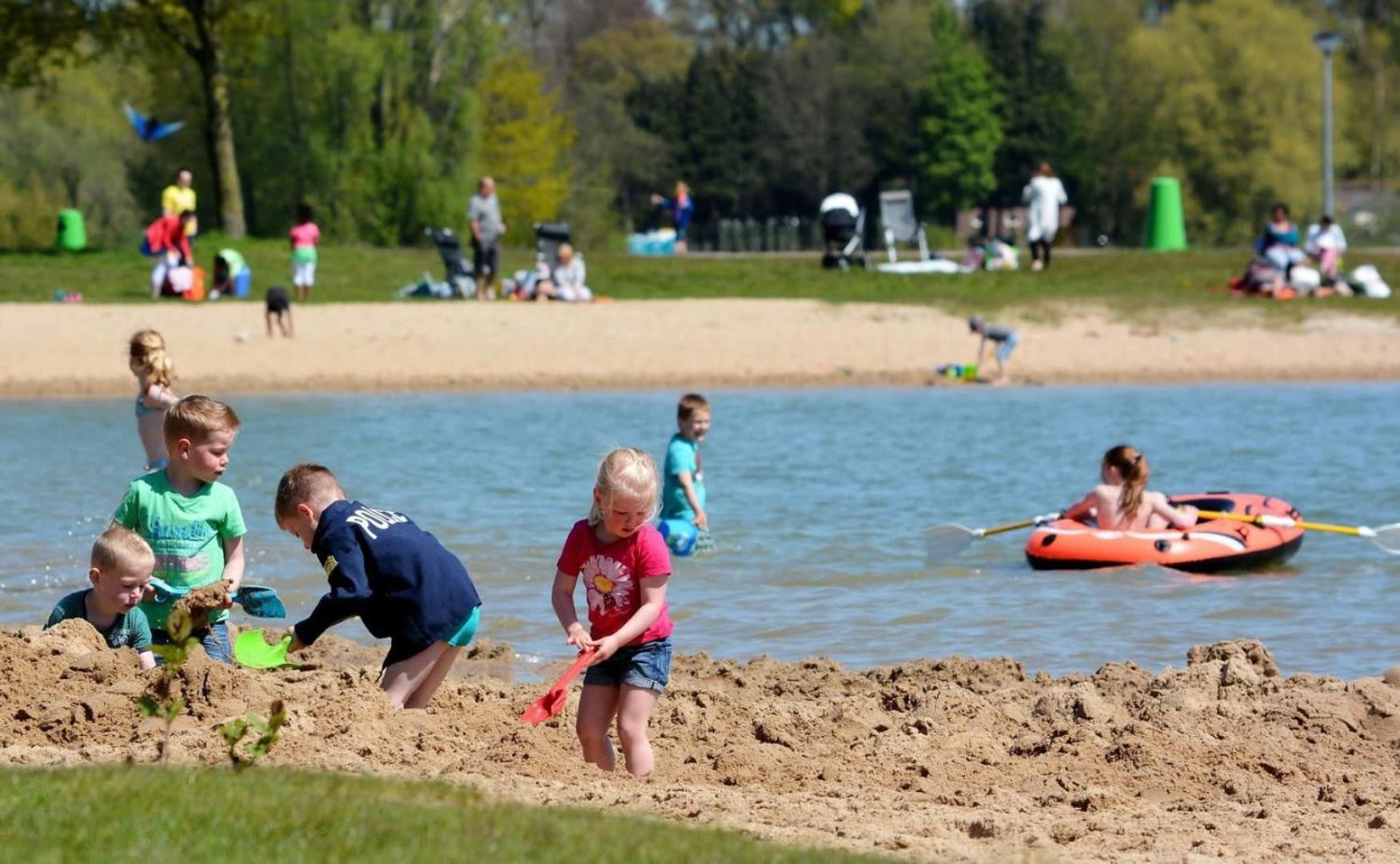 Vakantiehuis Op Rustig Bospark Veluwe 福尔特赫伊曾 外观 照片